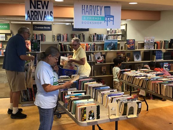 Volunteer-Bookshop-2